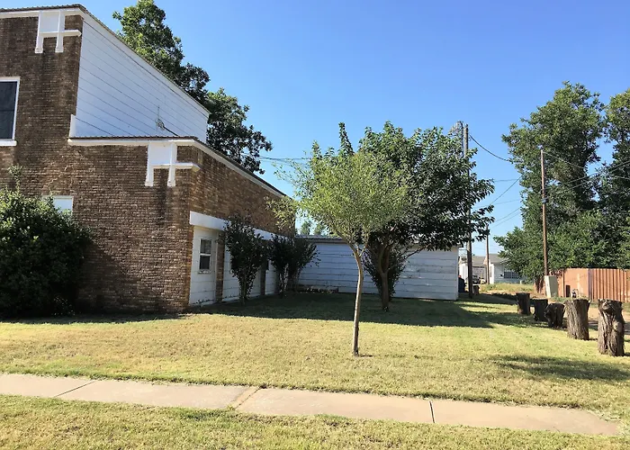 Hunters Lodge Motel