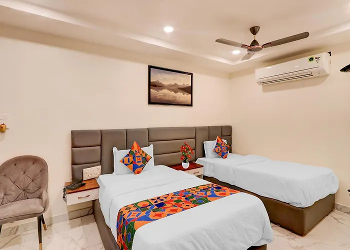Fabhotel Radha Rani Residency