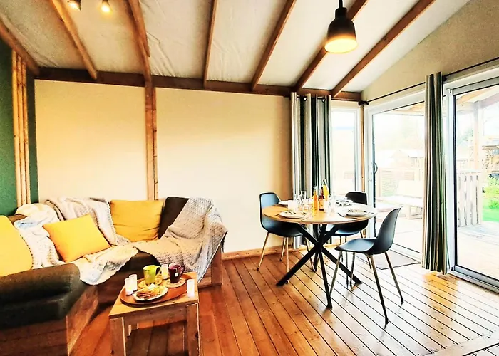 Domaine Le Jardin De Seraphine, Chalet Bois 2 A 4 Personnes Avec Grande Terrasse