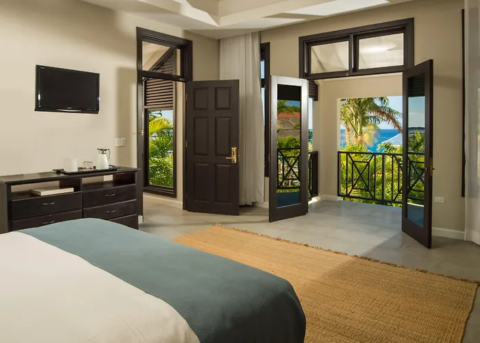 The Cliff Hotel