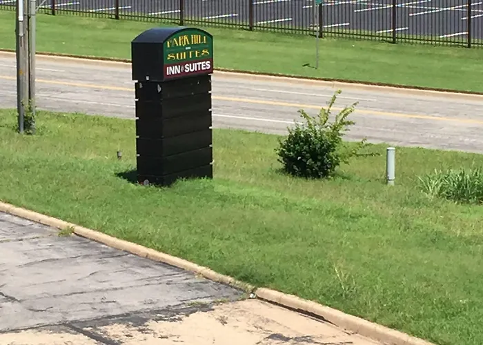 Park Hill Inn And Suites