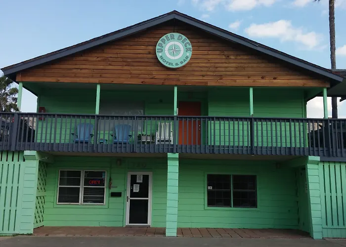 Upper Deck Hotel&Bar - Adults Only
