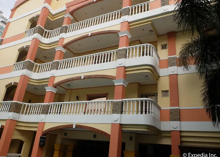 Pacific Breeze Hotel And Resort