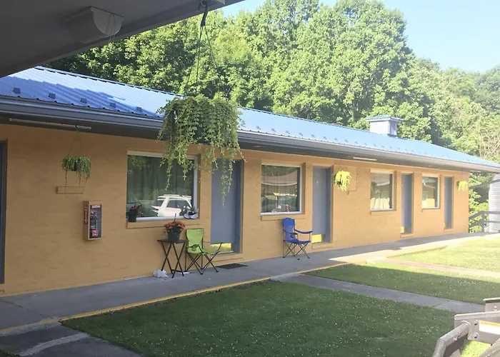 Greystone Motel