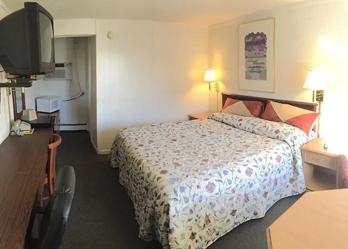 Economy Inn Bloomington