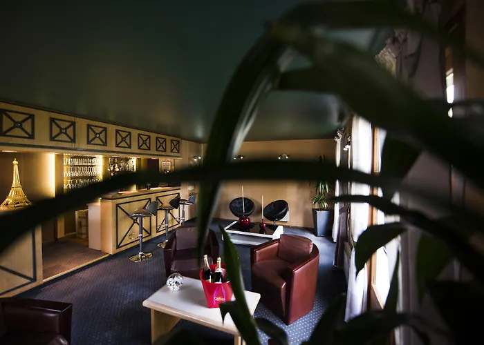Hotel Pavillon Des Gatines