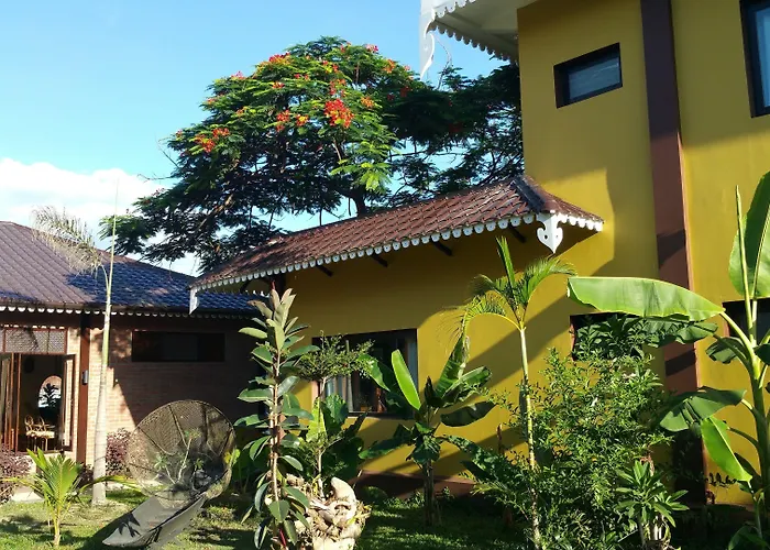 Thanakha Inle Hotel