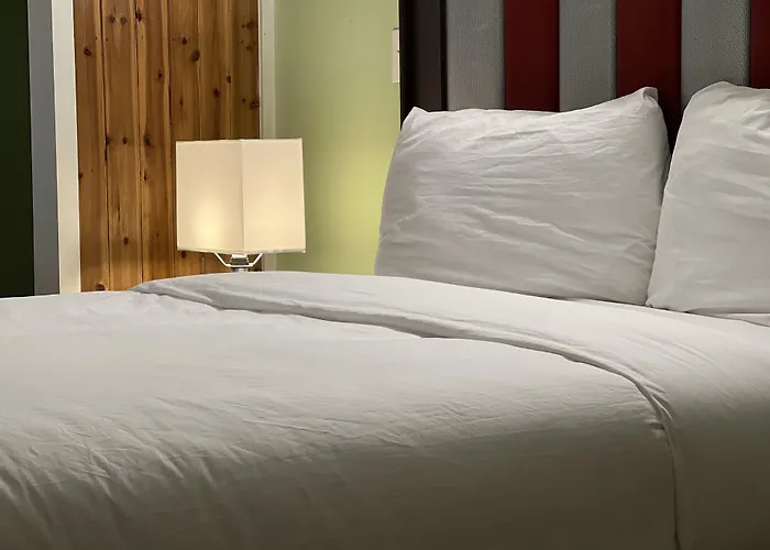 Chateau Suites