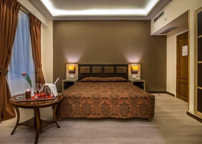 Rex Hotel