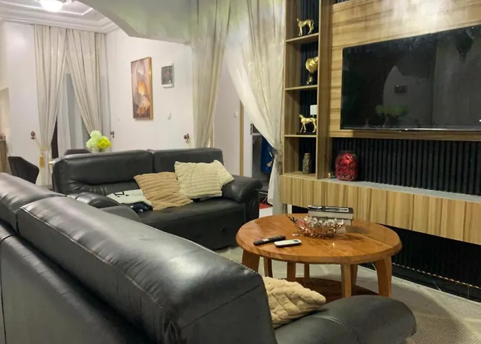 Azure Villa Suites Apart Hotel