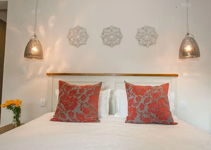 Motsamai Guest Lodge