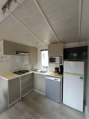 Les Mobilhomes Du Velodrome