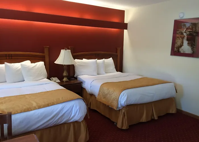 Shepherd Mountain Inn & Suites
