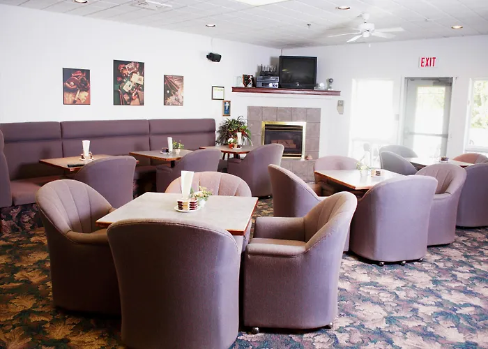 Country Club Inn