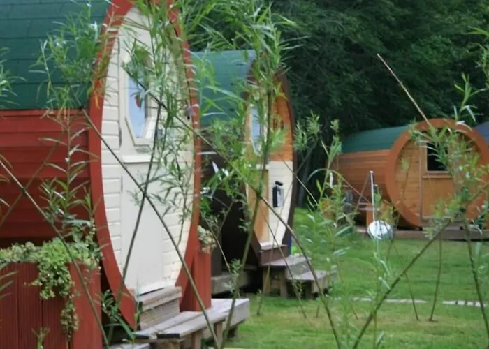 BCC Lochness Hostel pods