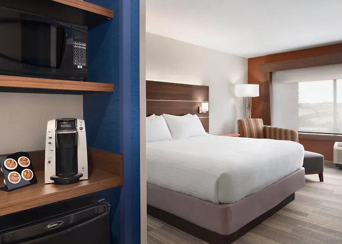 Holiday Inn Express & Suites Duluth North - Miller Hill By Ihg