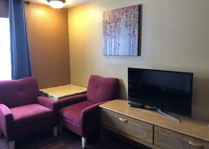 Adoba Hotel Naubinway