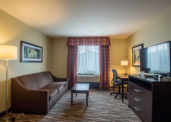 Creekstone Inn & Suites - St Marys