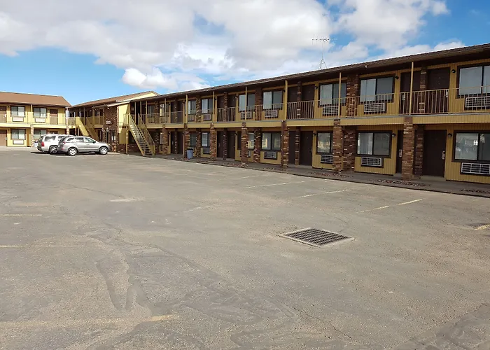 Days Inn By Wyndham Vernal Southwest