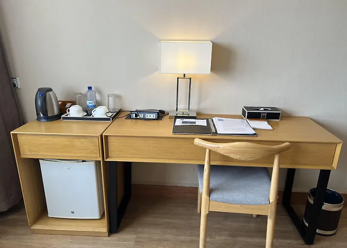 2000 Hotel Downtown Kigali