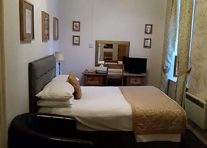 The Royal Hotel Tain