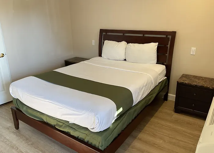 Escondido Inn