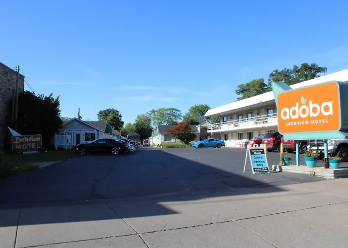Lockview Motel
