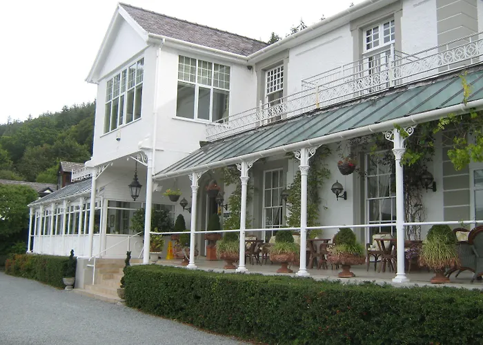 Plas Maenan