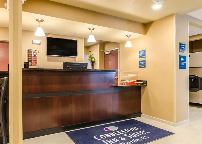 Cobblestone Inn & Suites - Oberlin