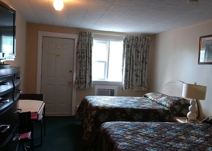 Skyline Motel