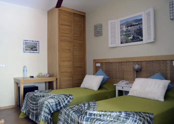 Kira'S Boutique Hotel