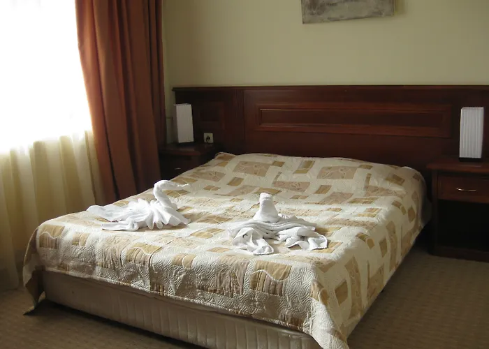 Elina Hotel