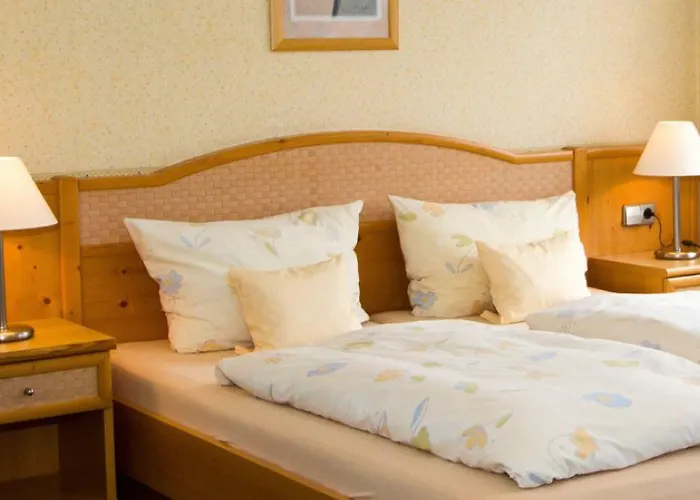 Hotel-garni-Kachelburg