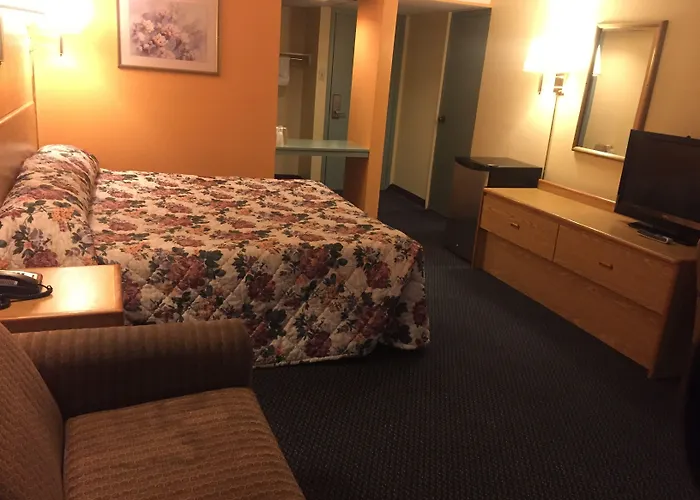 Camelot Inn
