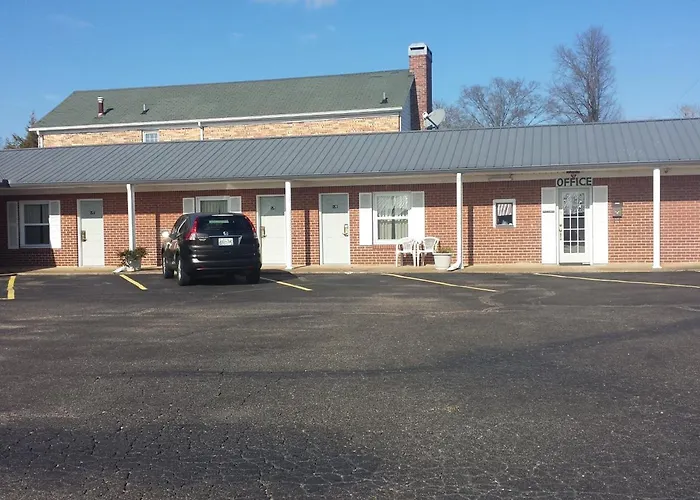 Savannah Motel