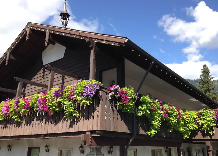 Linderhof Inn