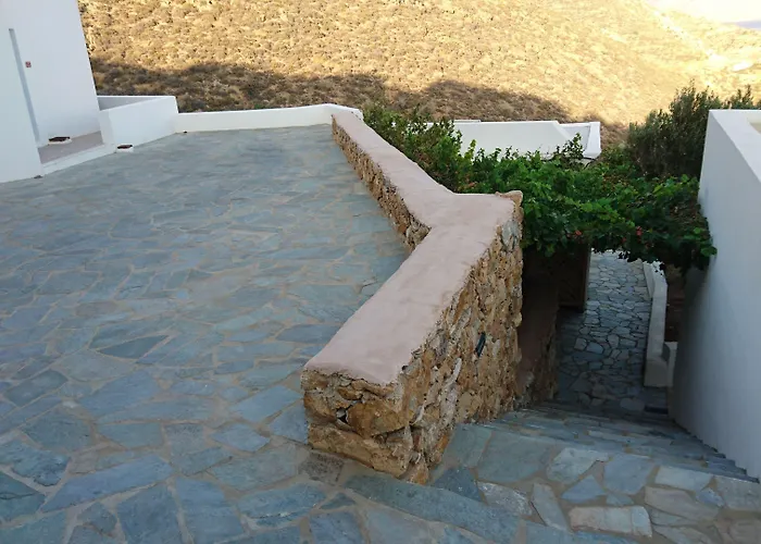 Apollon Village Hotel