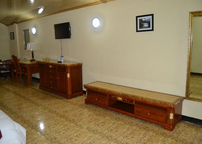 Metro Hotel Couva