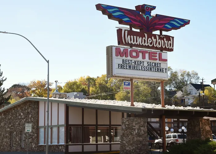 Thunderbird Motel
