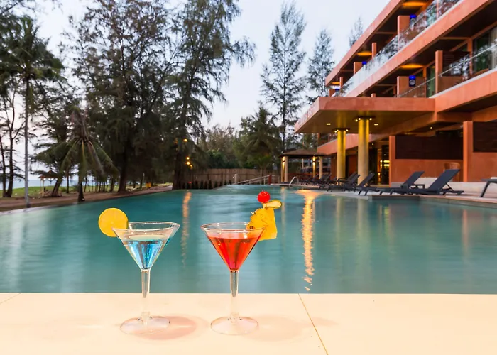 Coriacea Beachfront Boutique Phuket Resort