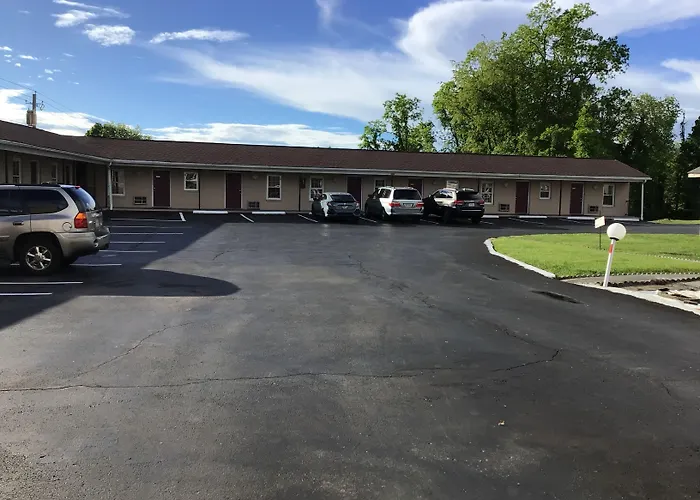 Skyland Inn - Bristol