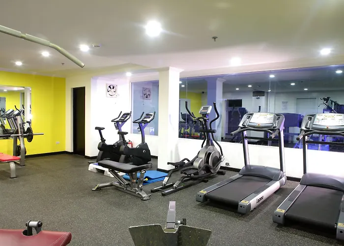 Queens Hotel Angeles City