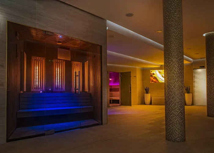 Villa Plaza Boutique Hotel & Spa