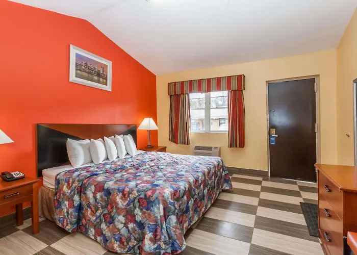 Travelodge By Wyndham Jersey City