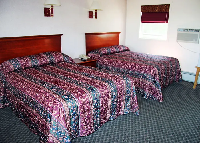 Potsdam Inn