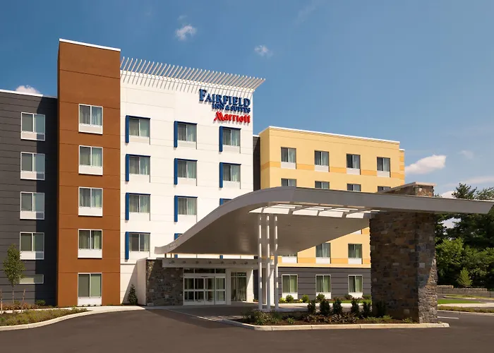 Fairfield Inn & Suites By Marriott Lancaster East At The Outlets