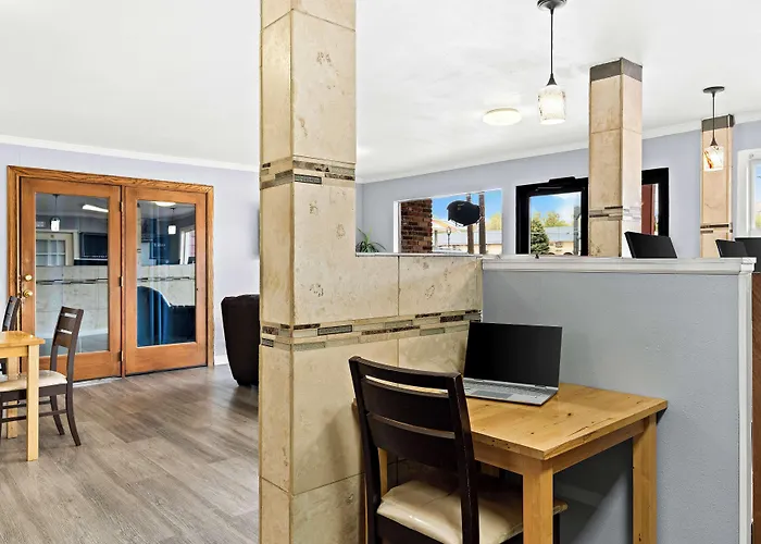 Red Lion Inn & Suites Yakima