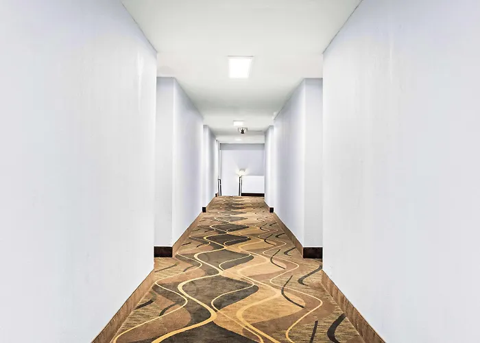 Red Lion Inn & Suites Yakima