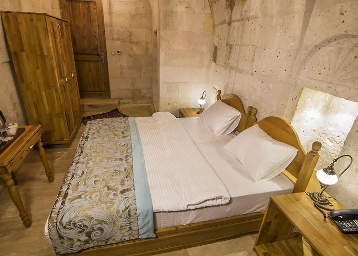 Caldera Cave Hotel