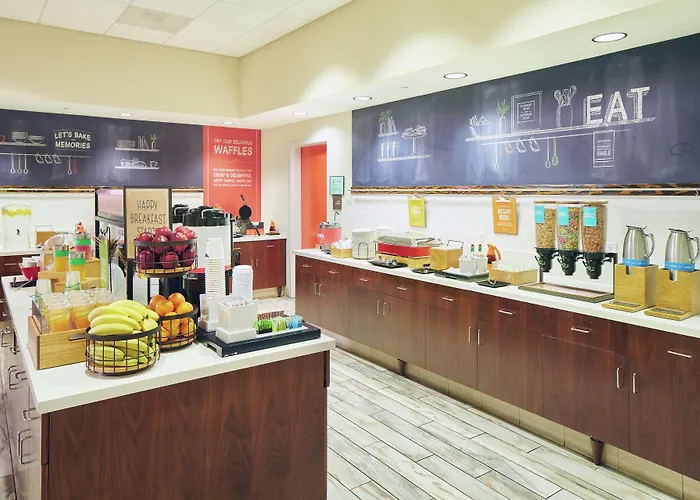Hampton Inn & Suites Oahu Kapolei - Free Parking - No Resort Fee